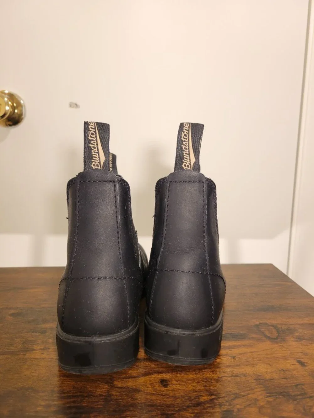 Blundstone Originals #510 Chelsea Boot Leather Black UK 5.5 / Women US 8.5